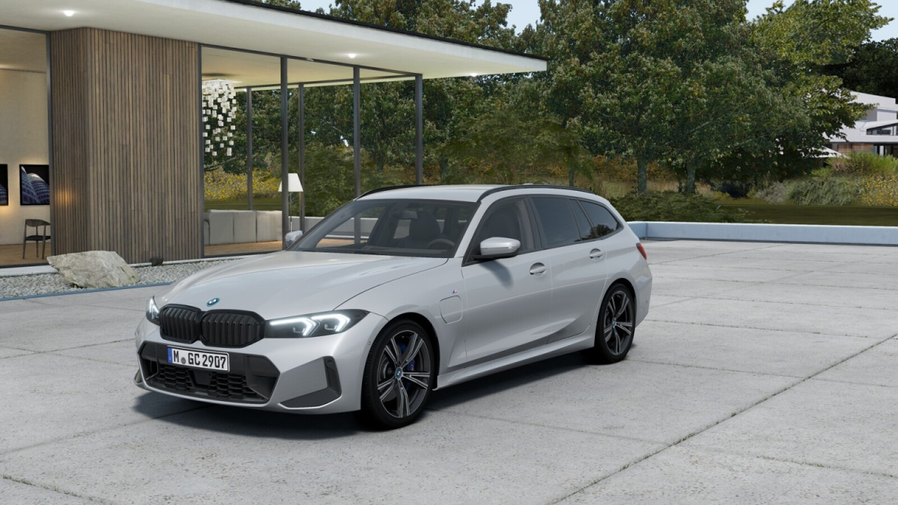 BMW 330
