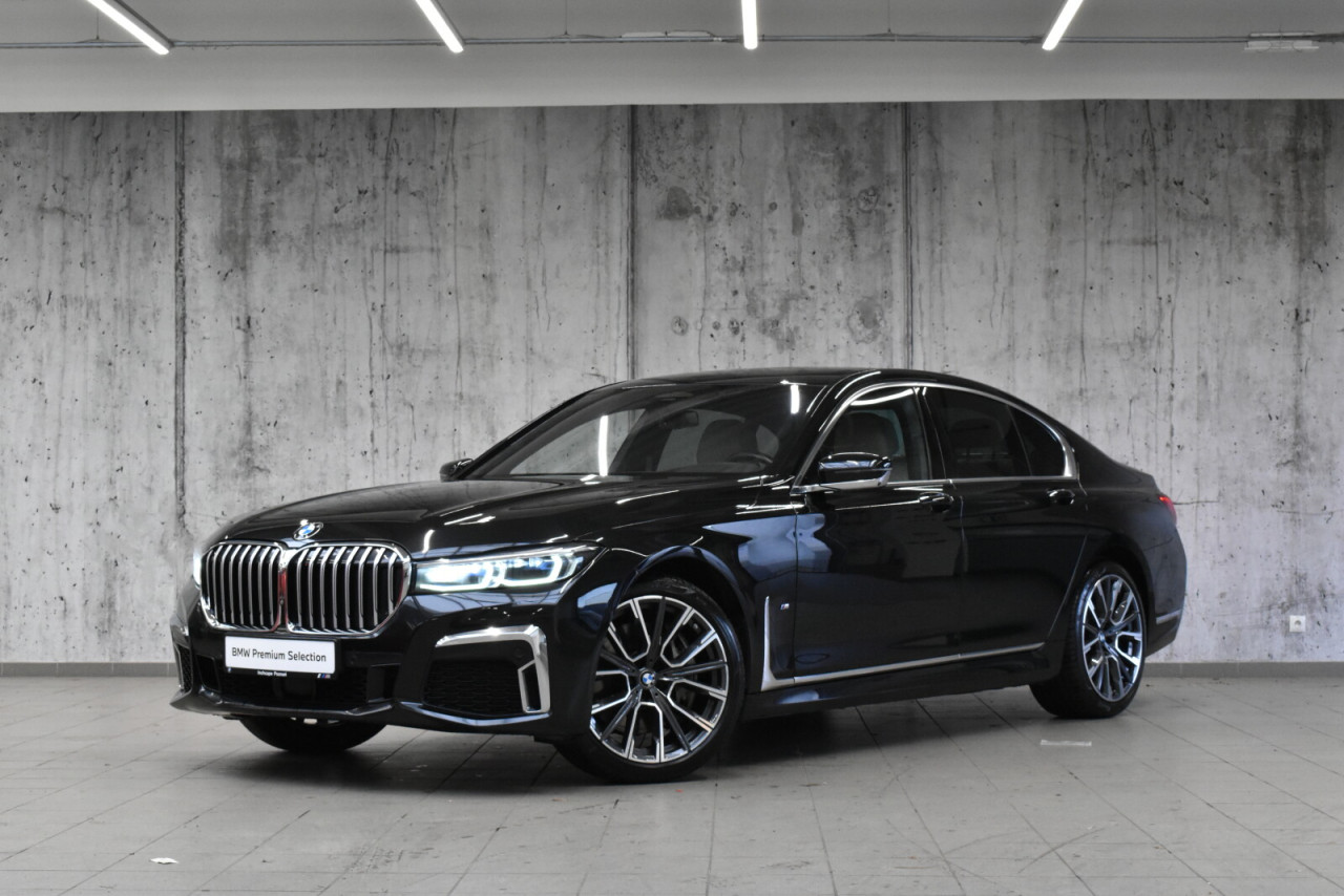 BMW 740