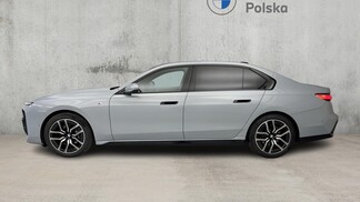 BMW Serii 7, 740