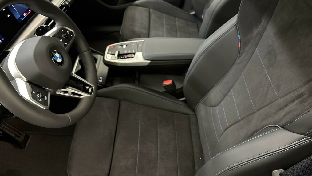 BMW Seria 2, 218