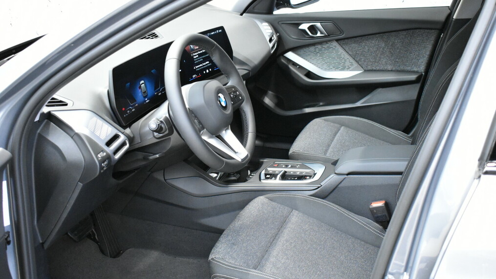 BMW Serii 1, 118