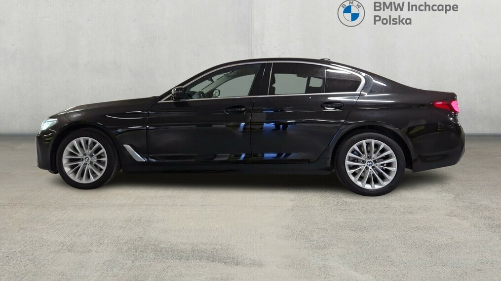 BMW Serii 5, 520
