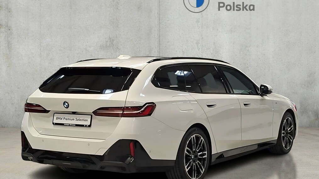 BMW Serii 5, 520