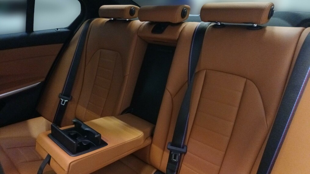 BMW Serii 3, 340
