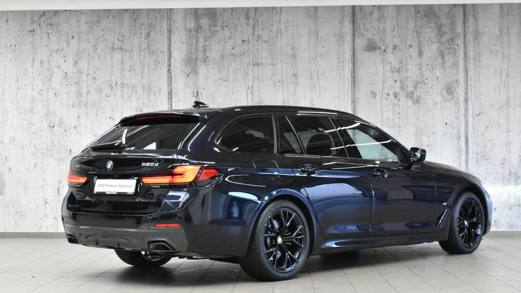 BMW Serii 5, 520