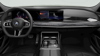 BMW Serii 7, 740