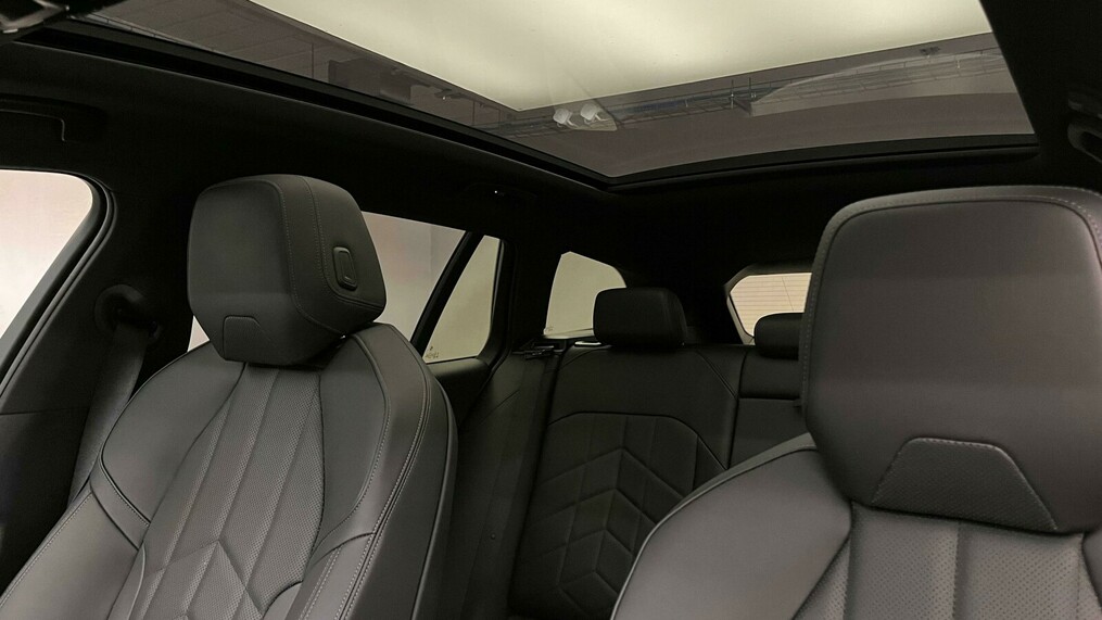 BMW Serii 5, 520