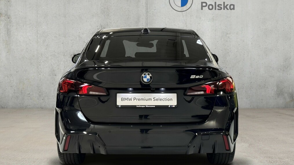 BMW Serii 2, 220