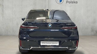 BMW Serii 7, 740