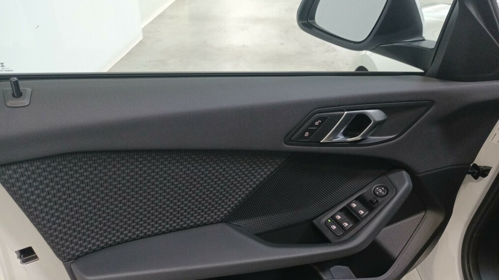 BMW Seria 1 118