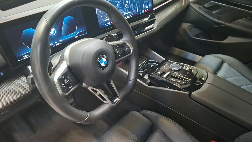 BMW Serii 5, 540