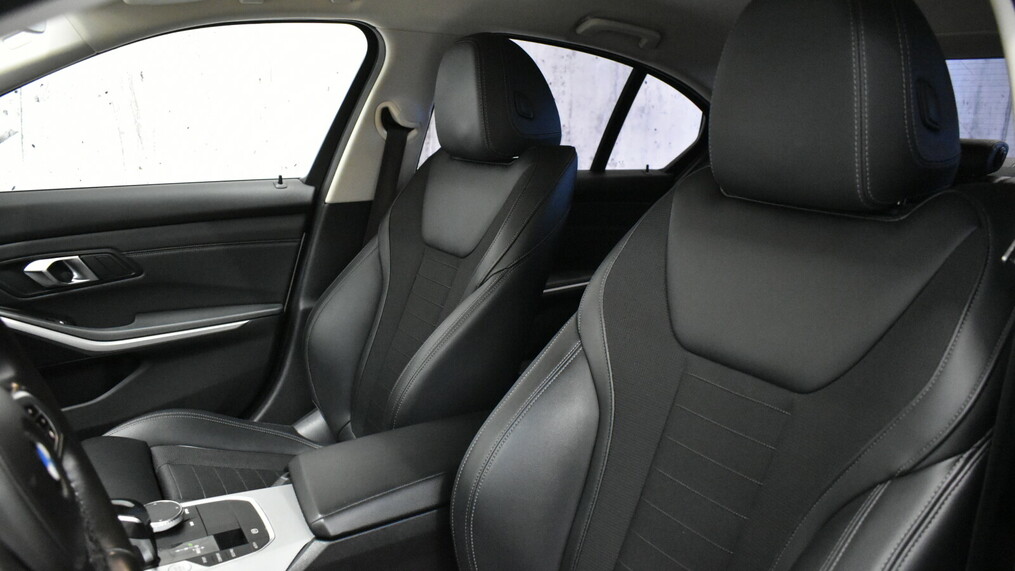 BMW Seria 3 320
