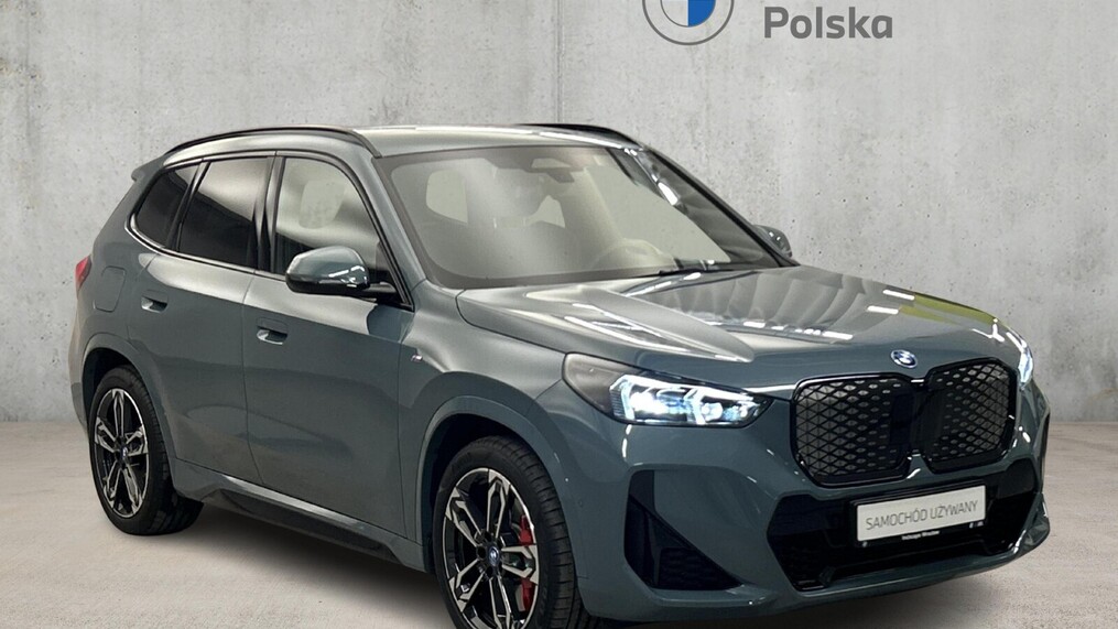 BMW iX1
