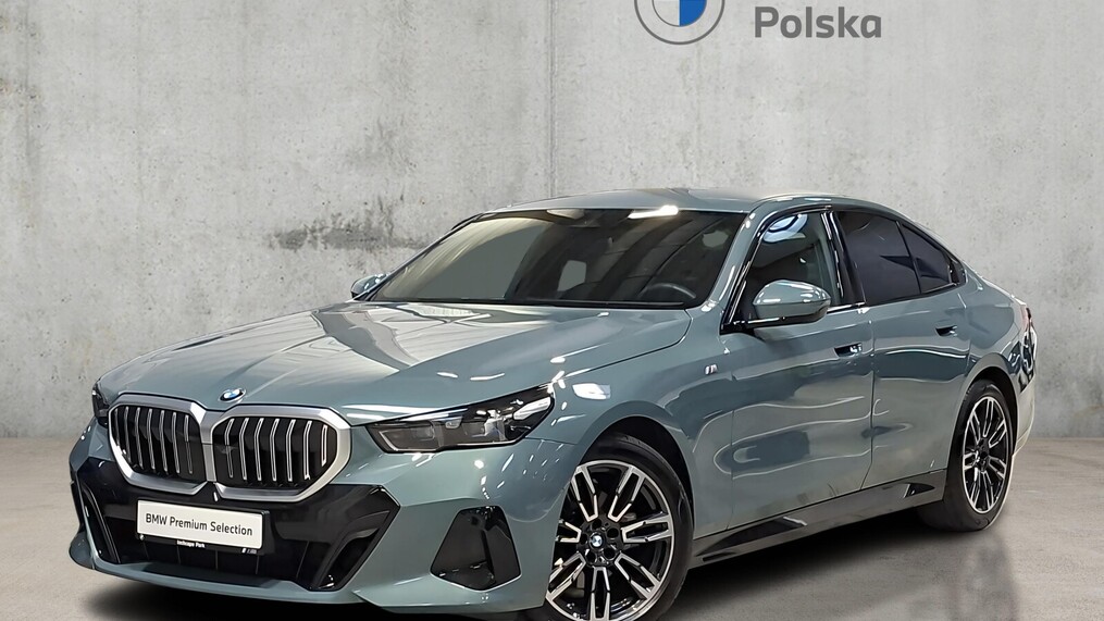 BMW Serii 5, 520