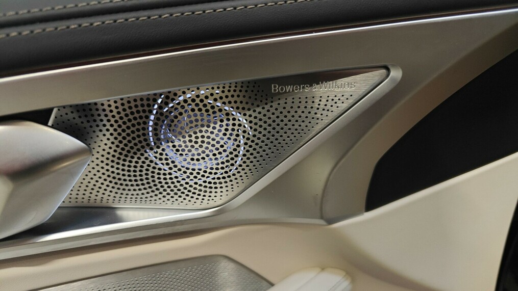 BMW Seria 8 840