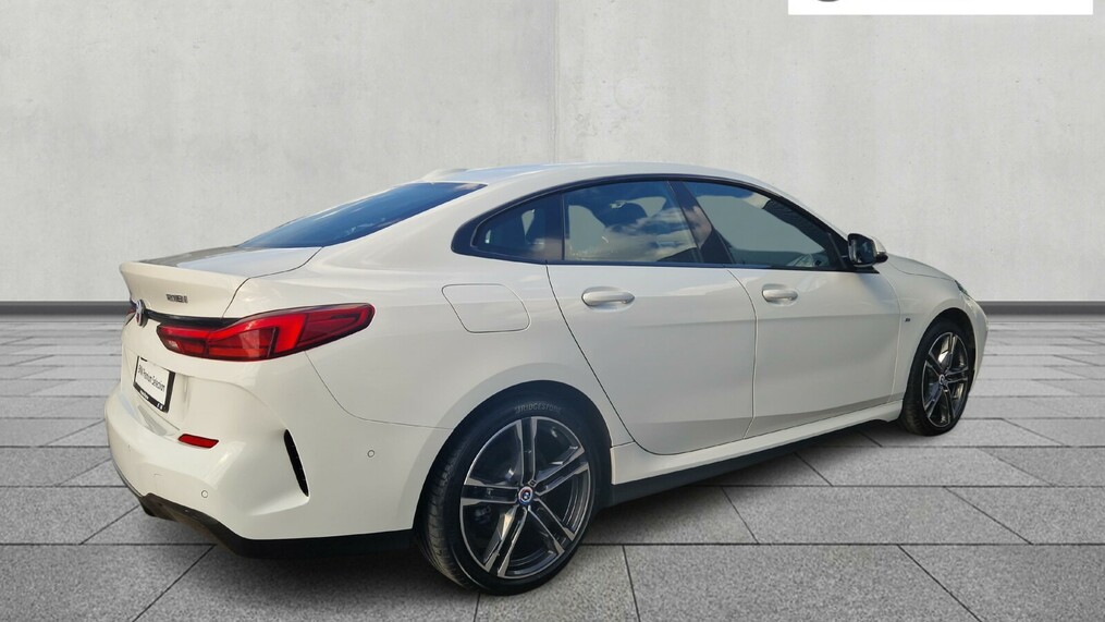 BMW Seria 2 218