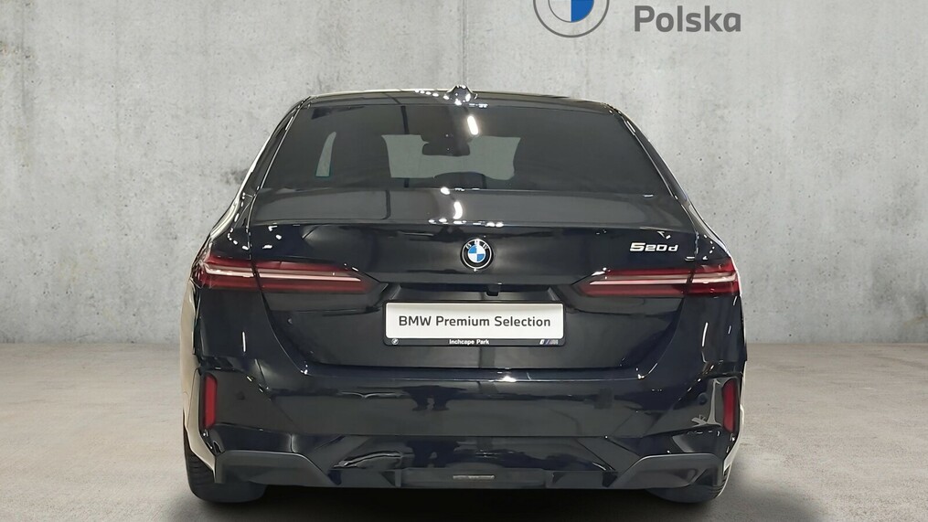 BMW Serii 5, 520