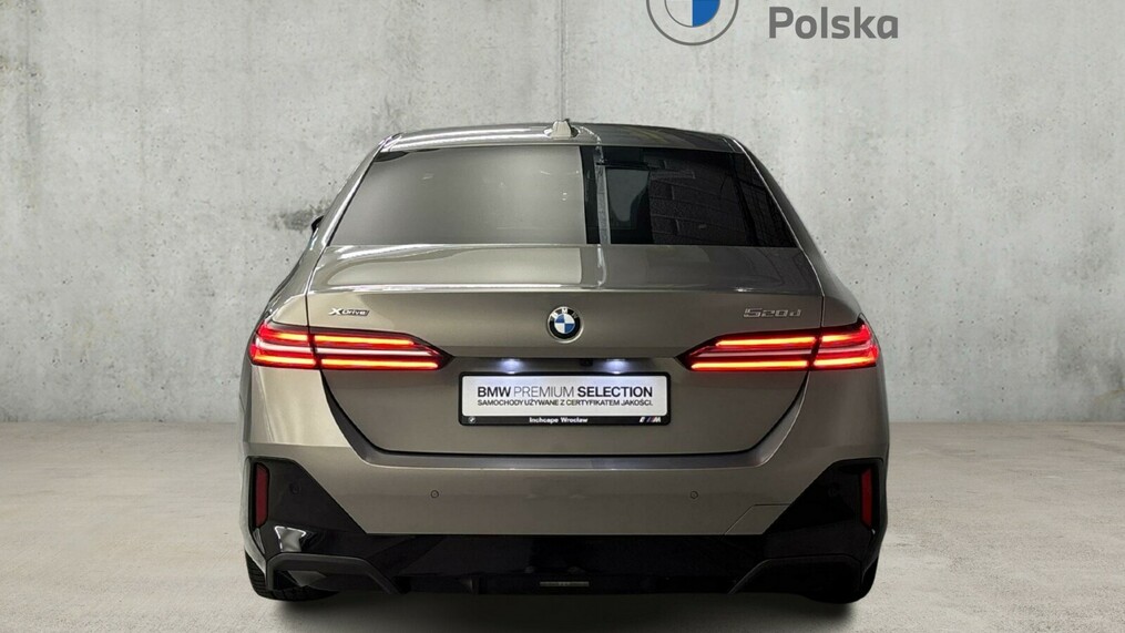 BMW Seria 5, 520