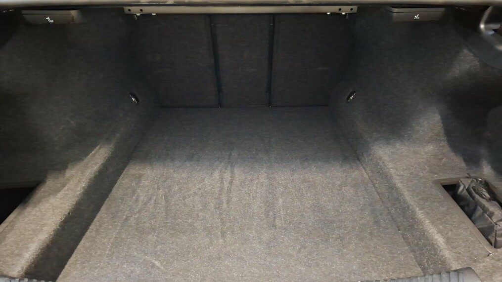 BMW Serii 5, 520