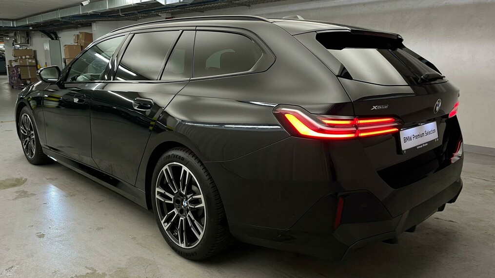BMW Serii 5, 520