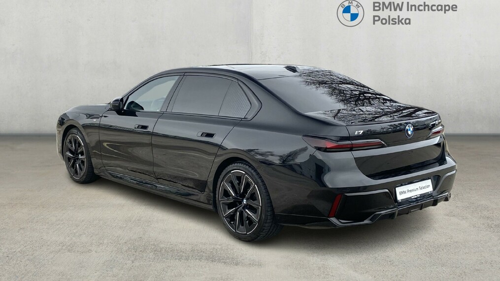 BMW Seria 7 i7