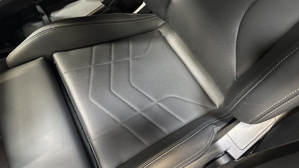 BMW Serii 2, 223