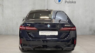 BMW Serii 5, 520