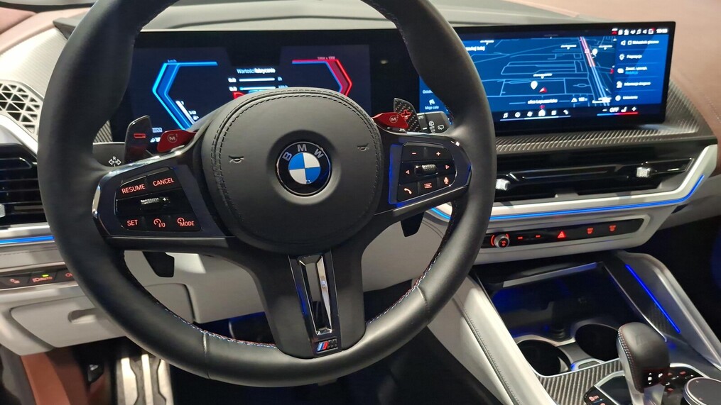 BMW XM