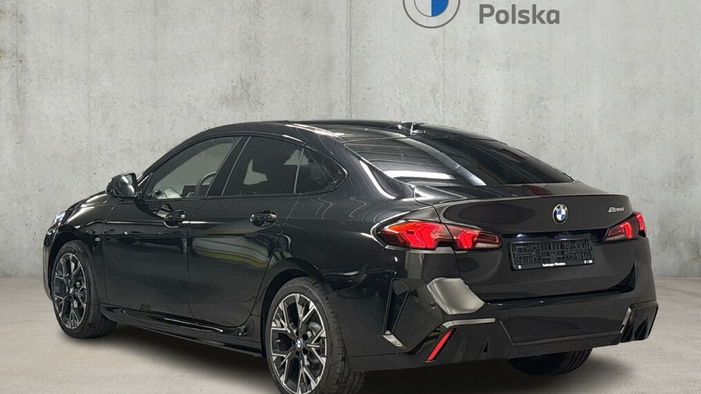 BMW Serii 2, 220