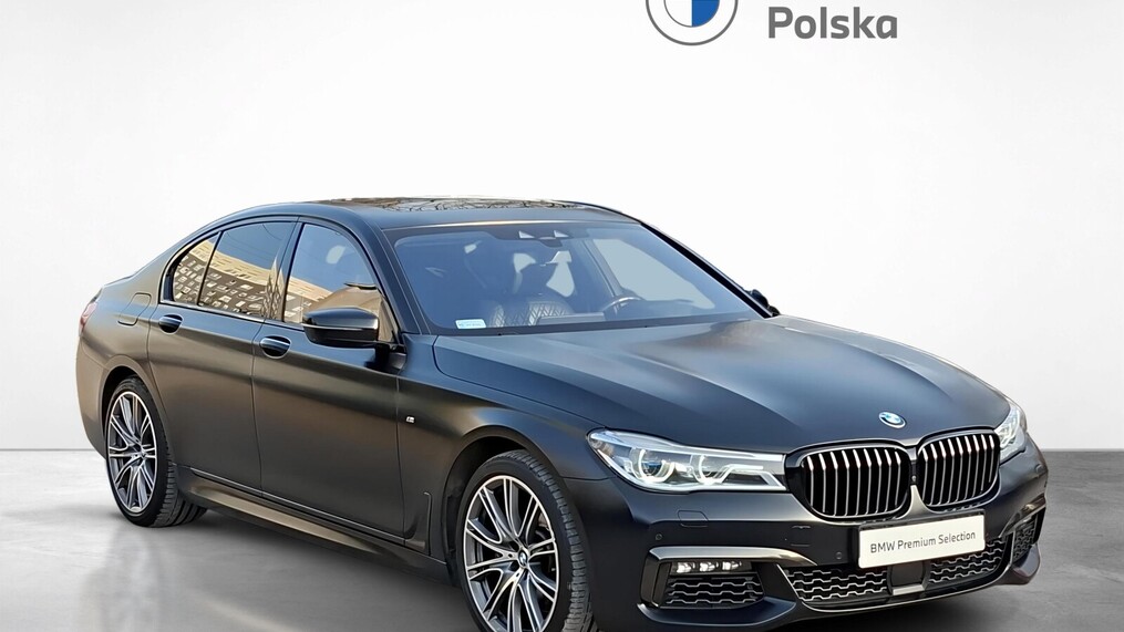 BMW Serii 7, 750