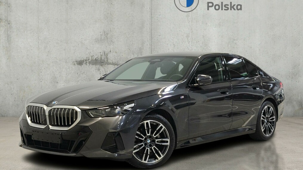 BMW Serii 5, 520