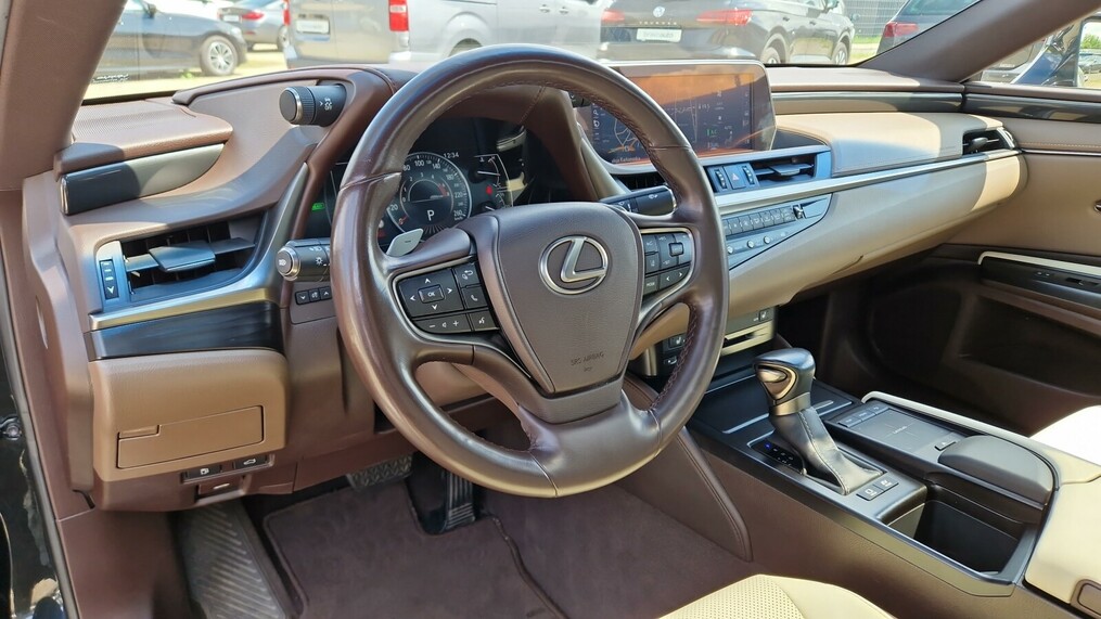 Lexus ES300