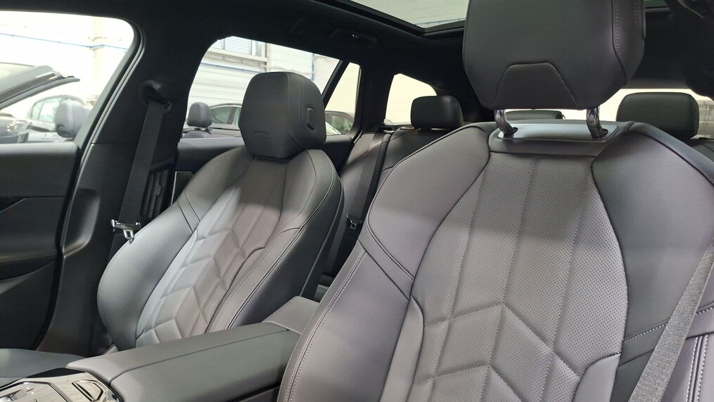 BMW Serii 5, 520