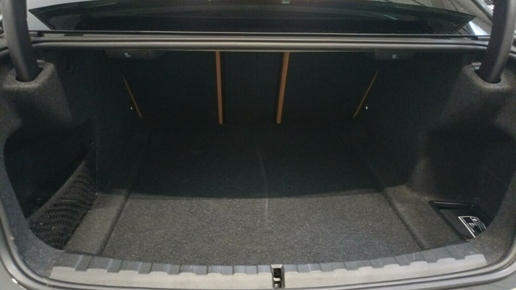BMW Serii 3, 340