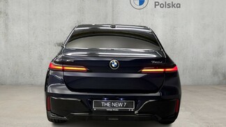 BMW Serii 7, 740