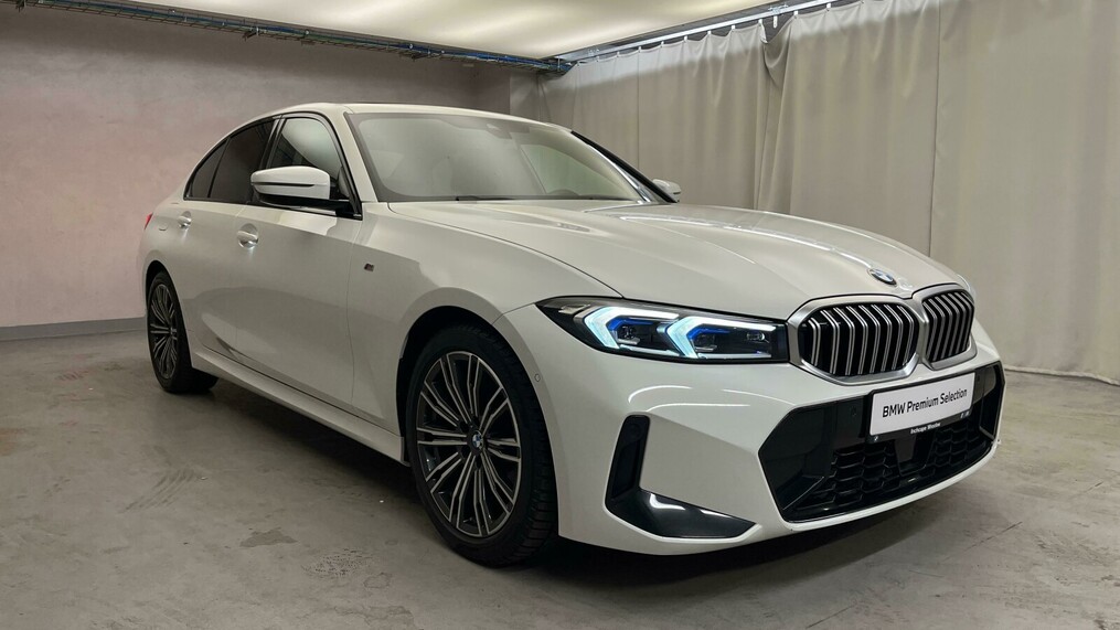 BMW Serii 3, 320