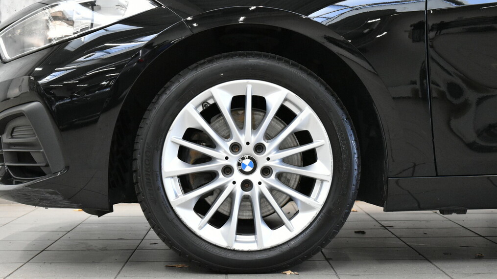BMW Serii 1, 118