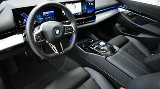 BMW Serii 5, 520