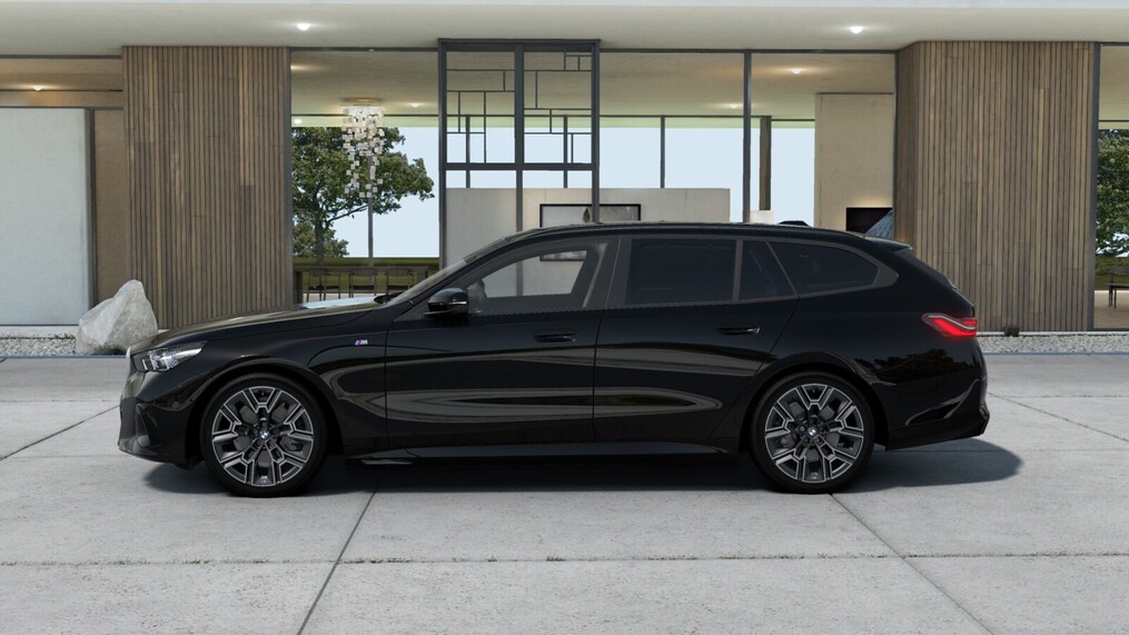 BMW Serii 5, 520
