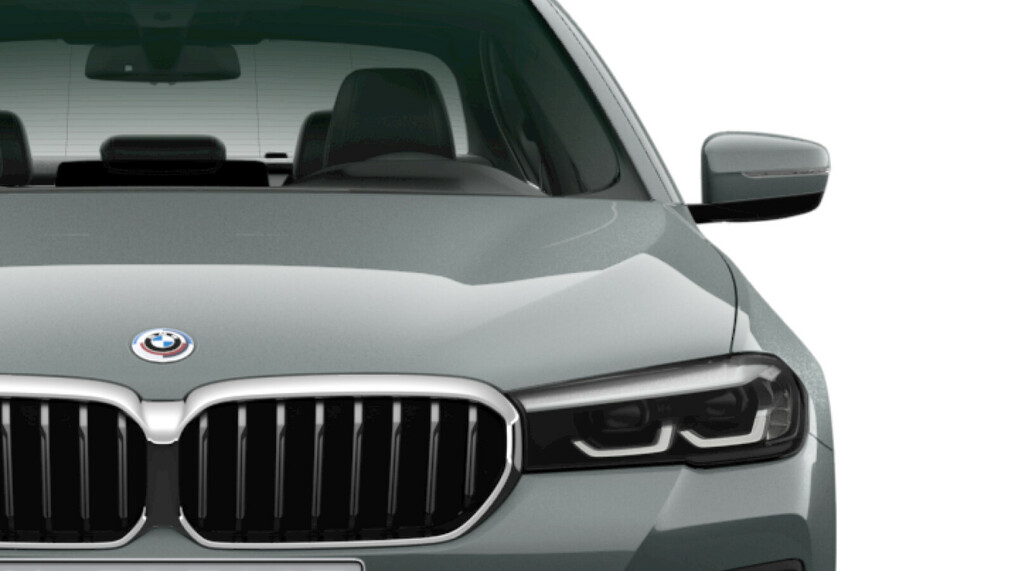 BMW Serii 5, 530