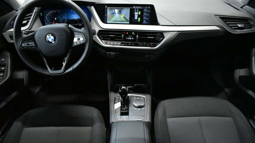 BMW Serii 1, 118