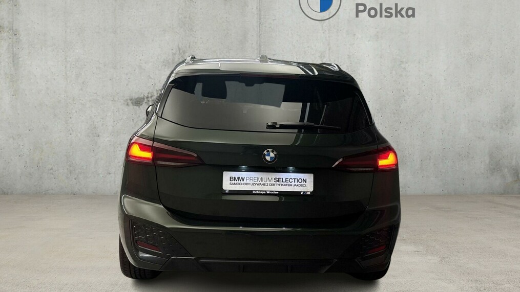 BMW Serii 2, 218