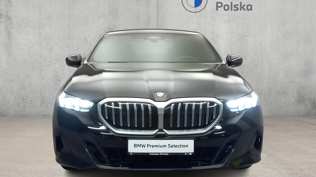 BMW Serii 5, 540