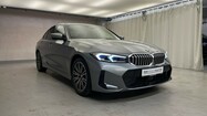 BMW Serii 3, 330