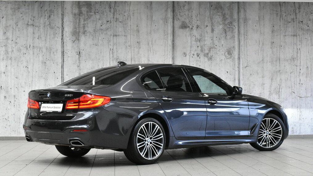 BMW Serii 5, 530