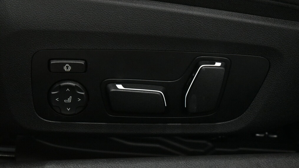 BMW Serii 2, 220