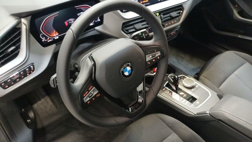 BMW Serii 1, 118