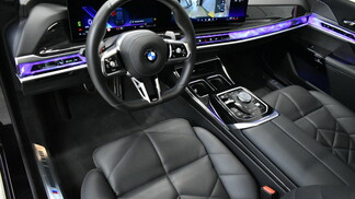 BMW Serii 7, 740