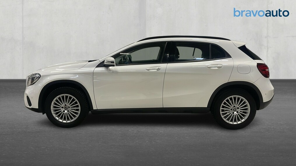 Mercedes-Benz GLA 180