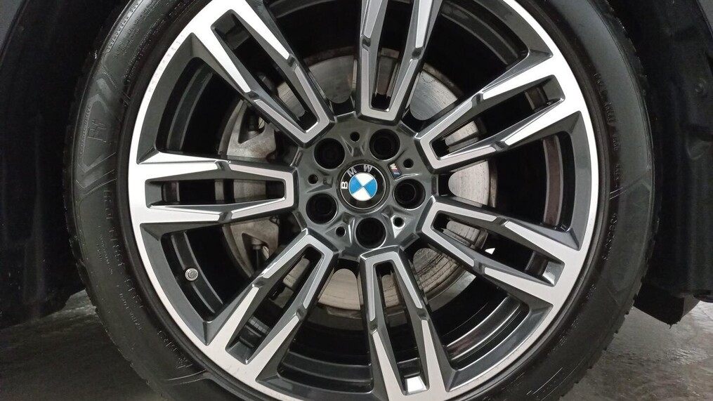 BMW Serii 5, 540
